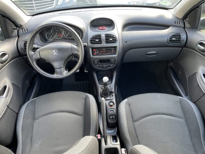 PEUGEOT 206 BASE 2008