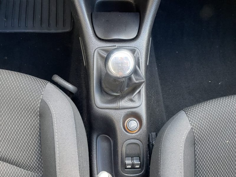 PEUGEOT 206 BASE 2008