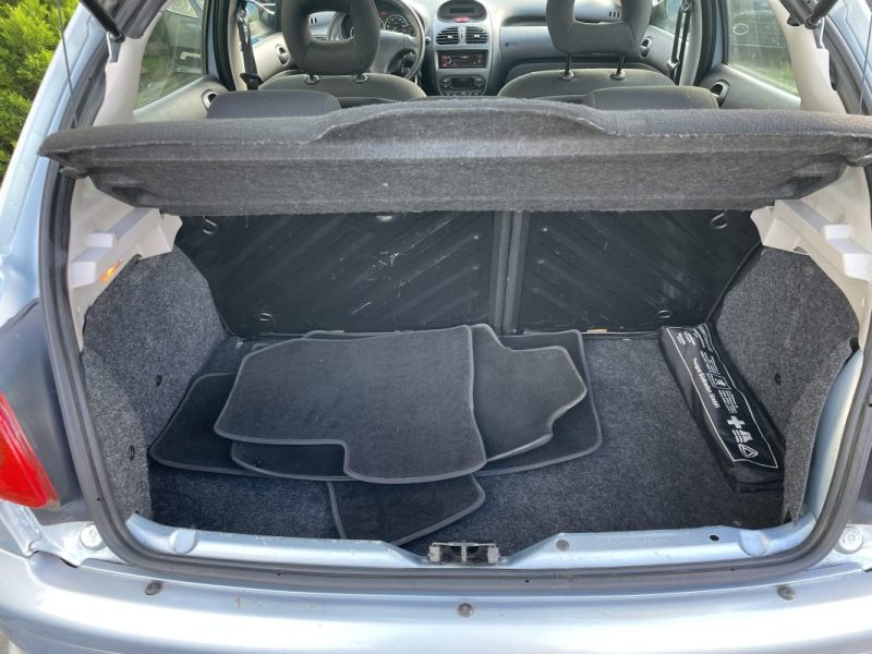 PEUGEOT 206 BASE 2008