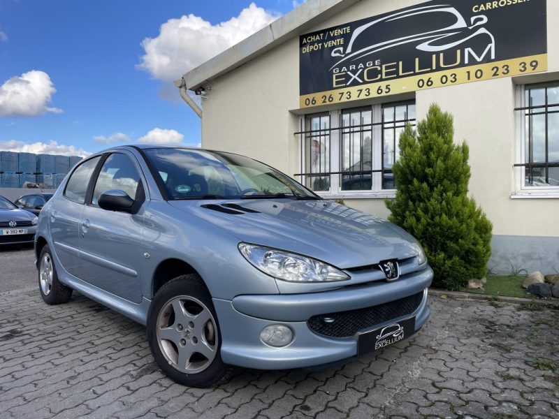 PEUGEOT 206 BASE 2008