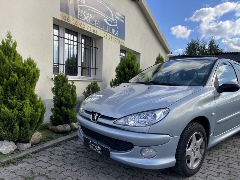 PEUGEOT 206 BASE 2008