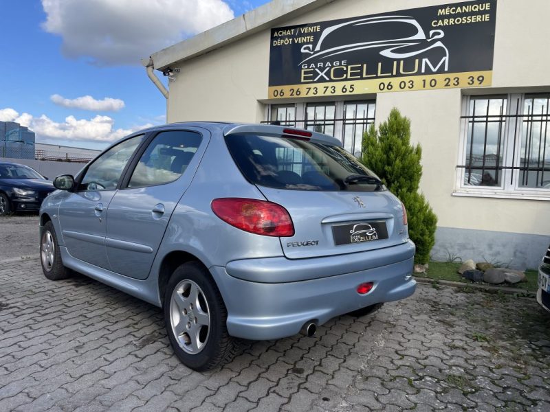 PEUGEOT 206 BASE 2008