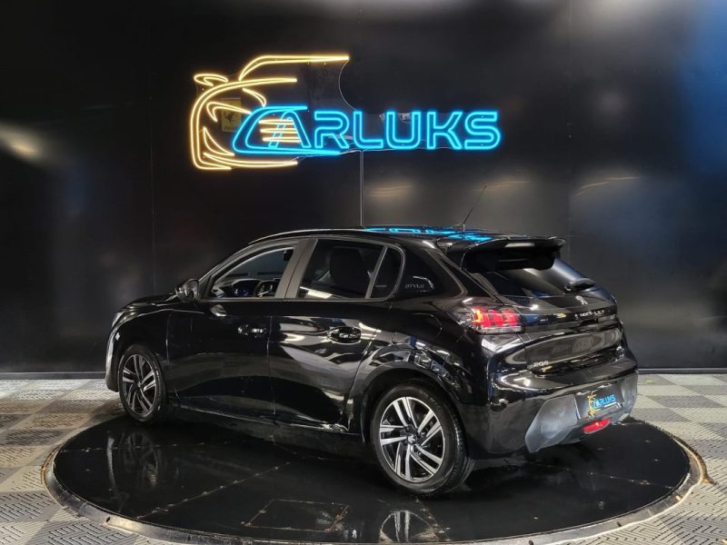 PEUGEOT 208 1.2 PURETECH 100cv EAT8 STYLE / CAMERA / APPLE CARPLAY