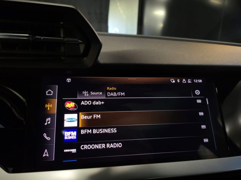 AUDI A3 SPORTBACK 35 TDI 150cv S line TOIT OUVRANT /CAMERA /VIRTUAL COCKPIT