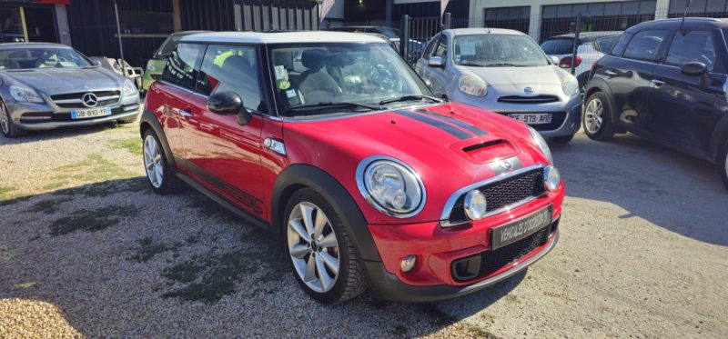 MINI Cooper SD- 143 cv – 116 000 km boite auto, 2013- Garantie 12Mois