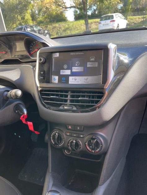 PEUGEOT 208 1.2 VTI ACTIVE 