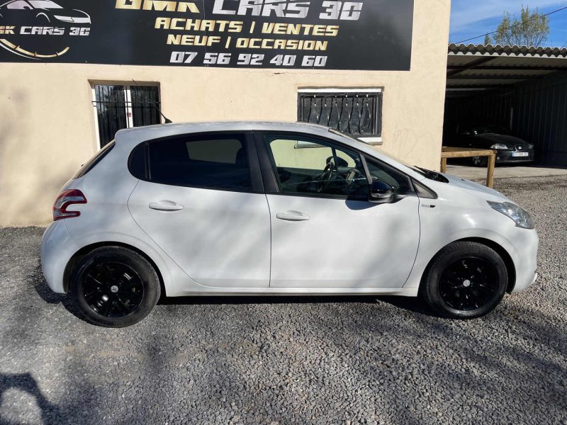 PEUGEOT 208 1.2 VTI ACTIVE 