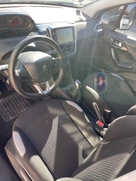 PEUGEOT 208 1.2 VTI ACTIVE 