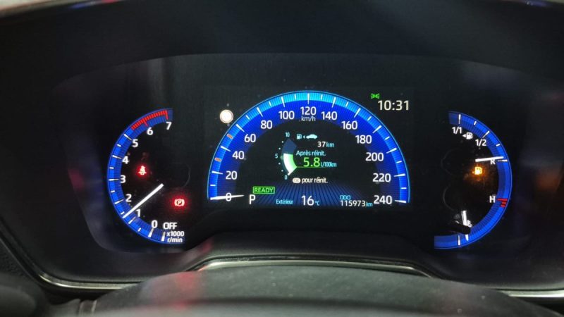 TOYOTA COROLLA TOURING SPORTS 122CV DYNAMIC BUSINESS/ 1 ERE MAIN/TVA RECUP 2021