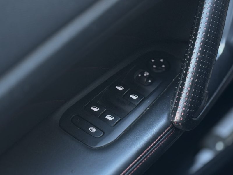 Peugeot 308 SW 1.2 E-THP 130ch GT Line - Système Son Denon