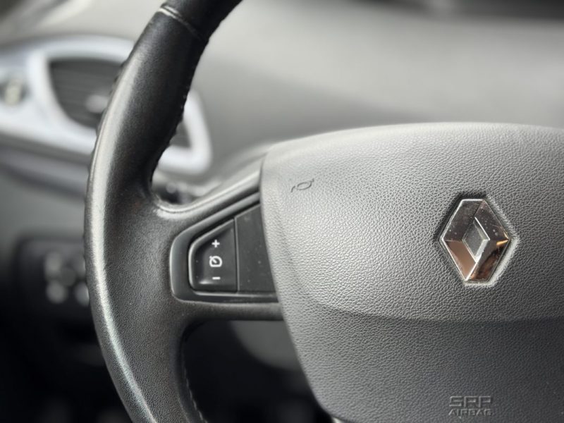 Renault Grand Scenic III 1.2 TCE 130ch Limited - 7 places - 1ère Main