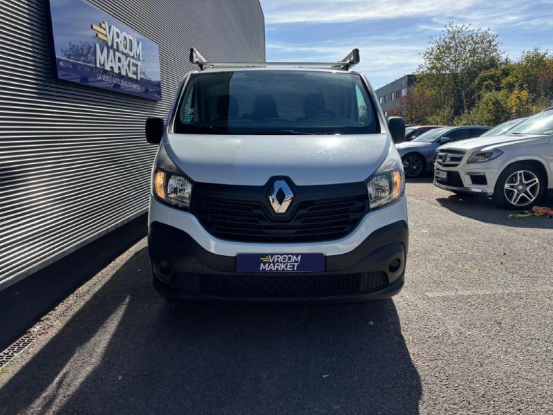 RENAULT TRAFIC L2H1 1.6 DCI 120CV GRAND CONFORT - REVISION RECENTE 2017