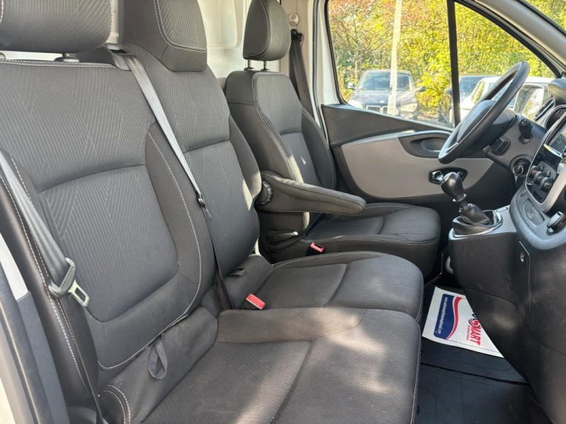 RENAULT TRAFIC L2H1 1.6 DCI 120CV GRAND CONFORT - REVISION RECENTE 2017