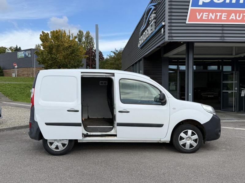RENAULT KANGOO 1.5 DCI 75 PORTE LATÉRALE / CLIM / GPS