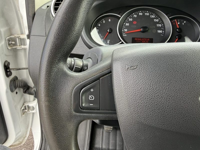 RENAULT KANGOO 1.5 DCI 75 PORTE LATÉRALE / CLIM / GPS