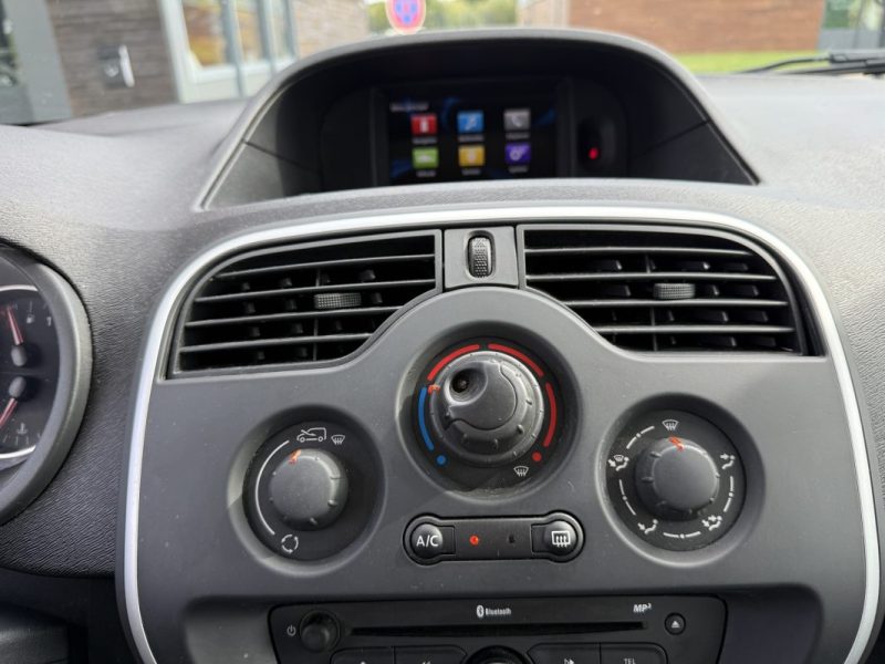 RENAULT KANGOO 1.5 DCI 75 PORTE LATÉRALE / CLIM / GPS