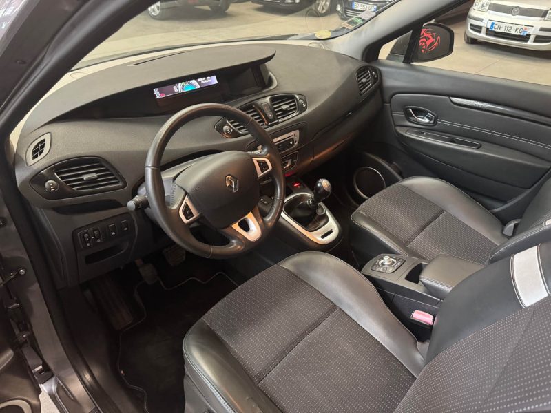 RENAULT SCENIC 1.6 dCi 130ch energy Dynamique eco² 