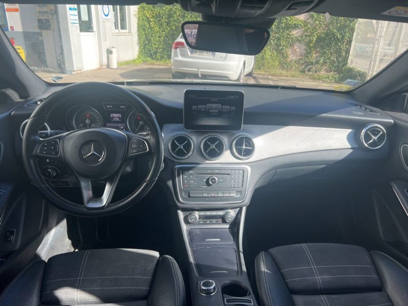 MERCEDES-BENZ CLASSE CLA 220 D 177 ch Business Executive 7G-DCT