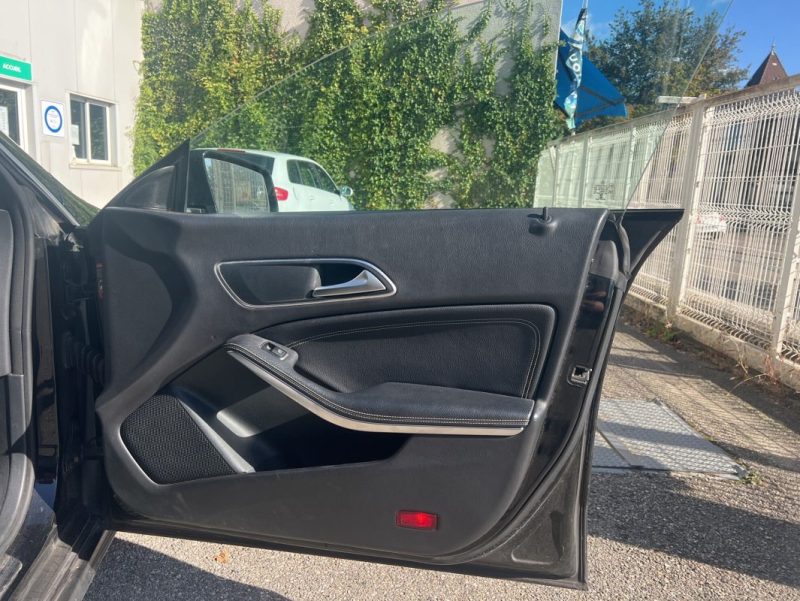 MERCEDES-BENZ CLASSE CLA 220 D 177 ch Business Executive 7G-DCT