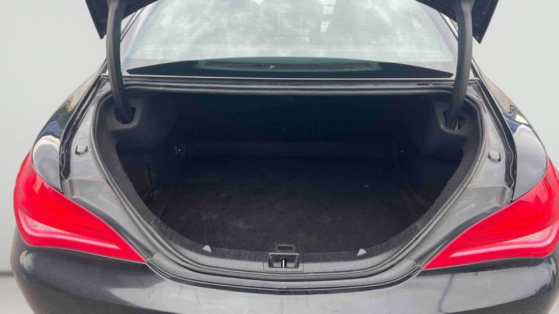 MERCEDES-BENZ CLASSE CLA 220 D 177 ch Business Executive 7G-DCT