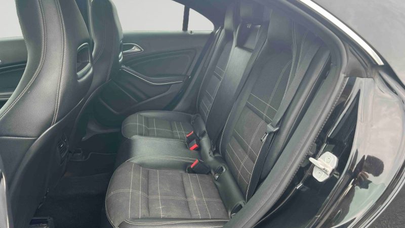 MERCEDES-BENZ CLASSE CLA 220 D 177 ch Business Executive 7G-DCT