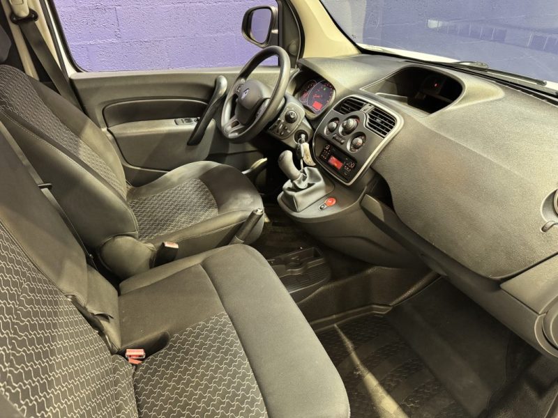 RENAULT KANGOO 1.5 DCI 75 CH 3 PLACES - DISTRI OK