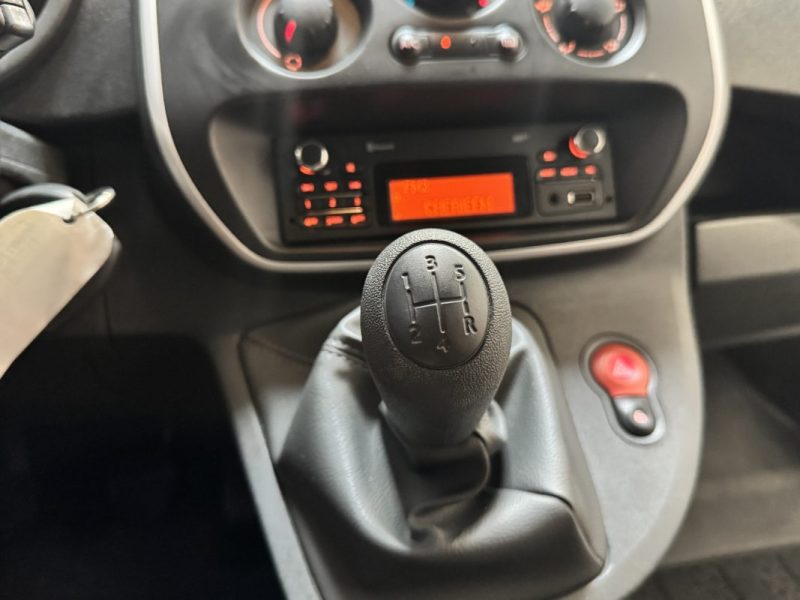 RENAULT KANGOO 1.5 DCI 75 CH 3 PLACES - DISTRI OK