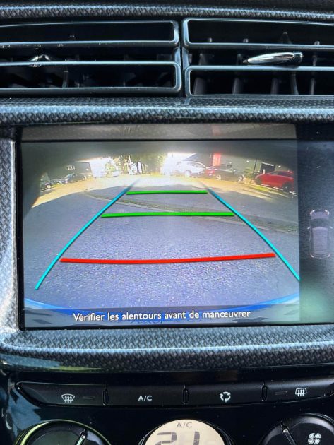 DS DS 3 BLUEHDI 100CH SO CHIC