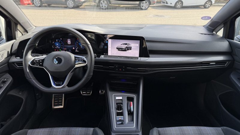 VOLKSWAGEN GOLF 8 GTE 1.4 EHYBRID 245CH DSG 2022 / Véhicule Français 1ere main