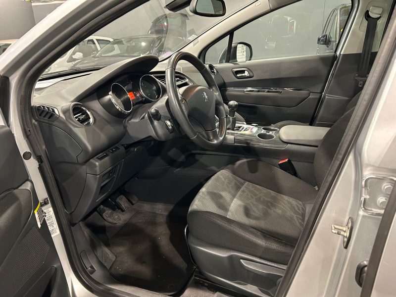 PEUGEOT 3008 1.6I - 16V 120CH