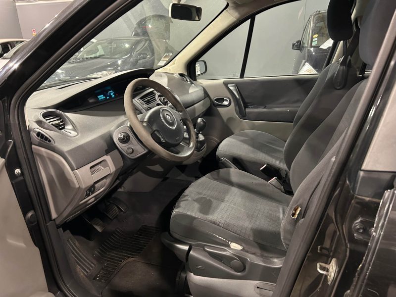 RENAULT MEGANE SCENIC AUTHENTIQUE 1.5DCI 105CH 