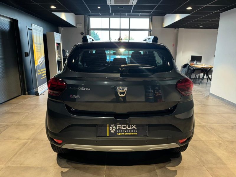 DACIA SANDERO  STEPWAY CONFORT ECO-G 100 / CARTE MAIN LIBRE / 1ERE MAIN / ENTRETIEN RENAULT  2021