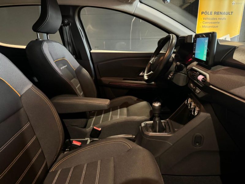 DACIA SANDERO  STEPWAY CONFORT ECO-G 100 / CARTE MAIN LIBRE / 1ERE MAIN / ENTRETIEN RENAULT  2021