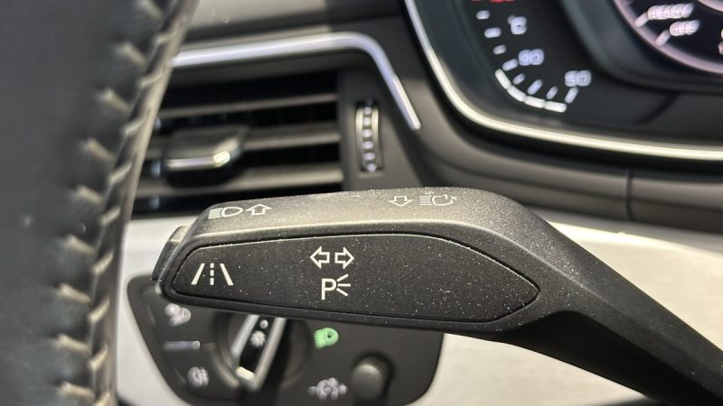 Audi A4 Limousine B9 2.0 TDI 150ch S-Line - S-Tronic - Toit ouvrant - Carplay - Virtual Cockpit