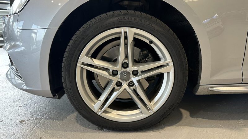 Audi A4 Limousine B9 2.0 TDI 150ch S-Line - S-Tronic - Toit ouvrant - Carplay - Virtual Cockpit