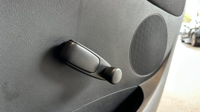 Peugeot 207 1.4 VTi 95ch Premium - Dossier de factures