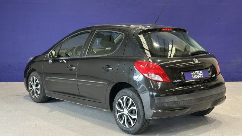 Peugeot 207 1.4 VTi 95ch Premium - Dossier de factures