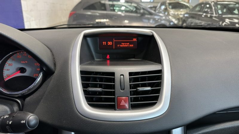 Peugeot 207 1.4 VTi 95ch Premium - Dossier de factures