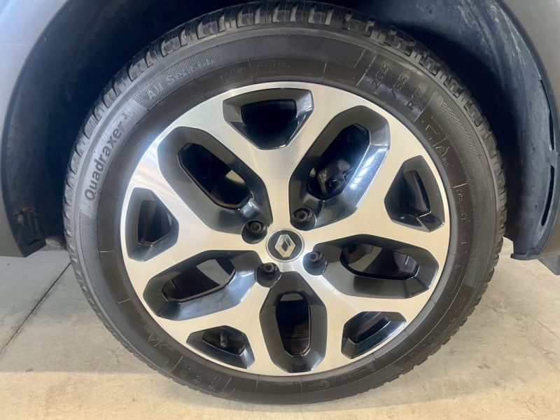 RENAULT Captur 0.9 TCE 90ch Energy Intens BVM 5 portes