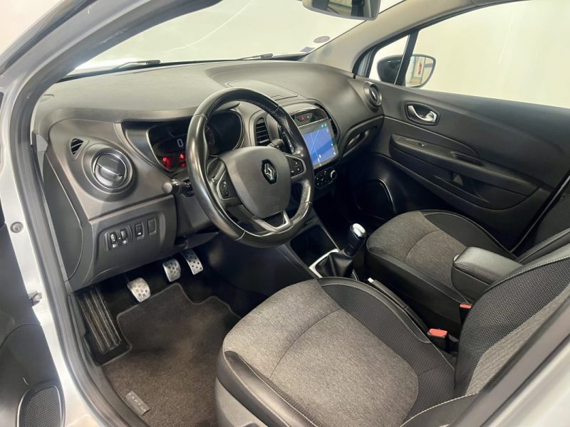 RENAULT Captur 0.9 TCE 90ch Energy Intens BVM 5 portes