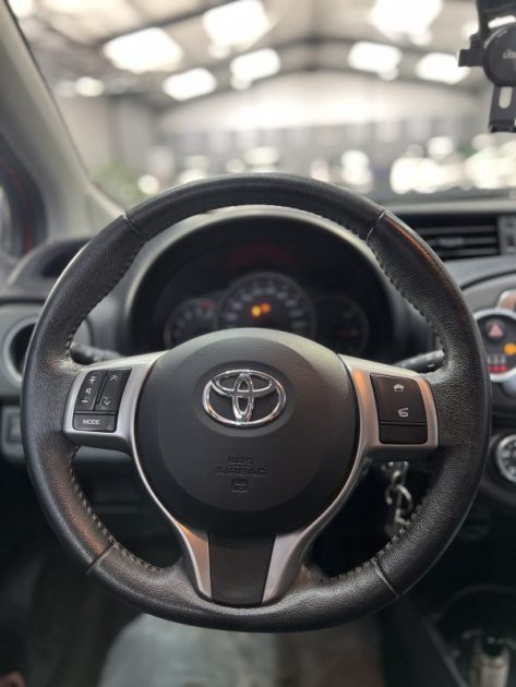 TOYOTA YARIS 90 D-4D LOUNGE 5P 2012