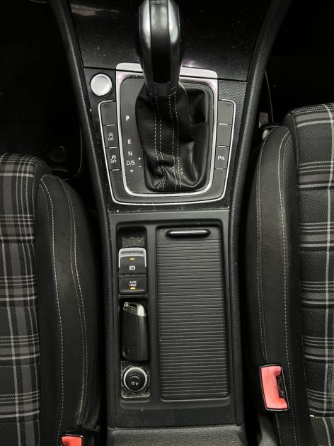 VOLKSWAGEN GOLF VII 2.0 GTD 184CV DRIVE SELECT/RADARS AV-AR/TISSUS ÉCOSSAIS 2017