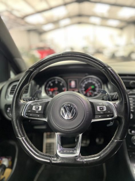 VOLKSWAGEN GOLF VII 2.0 GTD 184CV DRIVE SELECT/RADARS AV-AR/TISSUS ÉCOSSAIS 2017