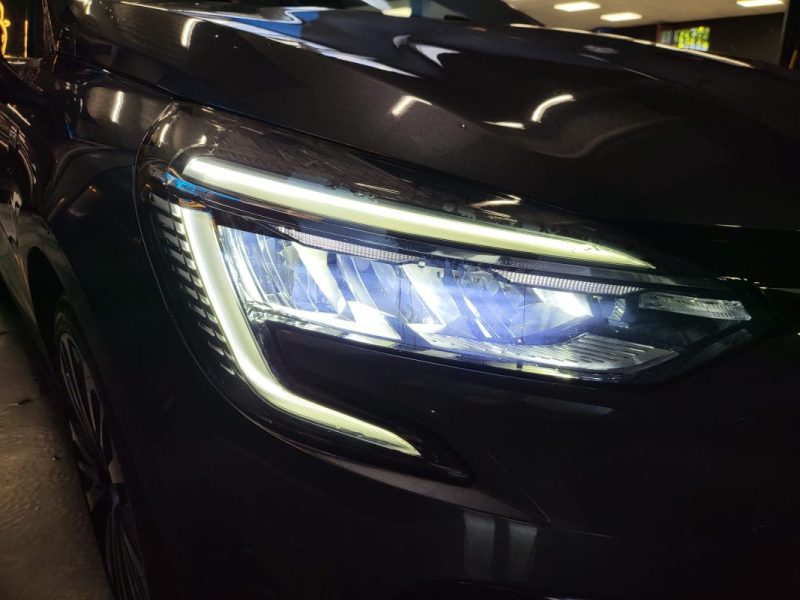 RENAULT CLIO 1.3 TCE 130ch INITIALE PARIS VOLANT CHAUFFANT / APPLE CARPLAY / MAIN LIBRE / CAMERA 360