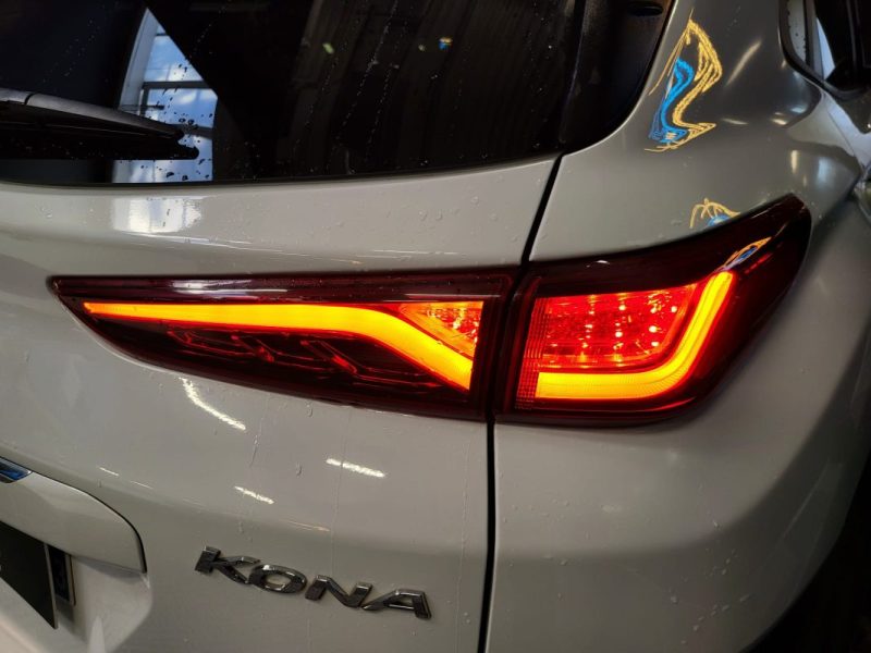 HYUNDAI KONA 1.6 CRDi 136ch EXECUTIVE TOIT OUVRANT / APPLE CARPLAY / SIEGES CHAUFFANTS