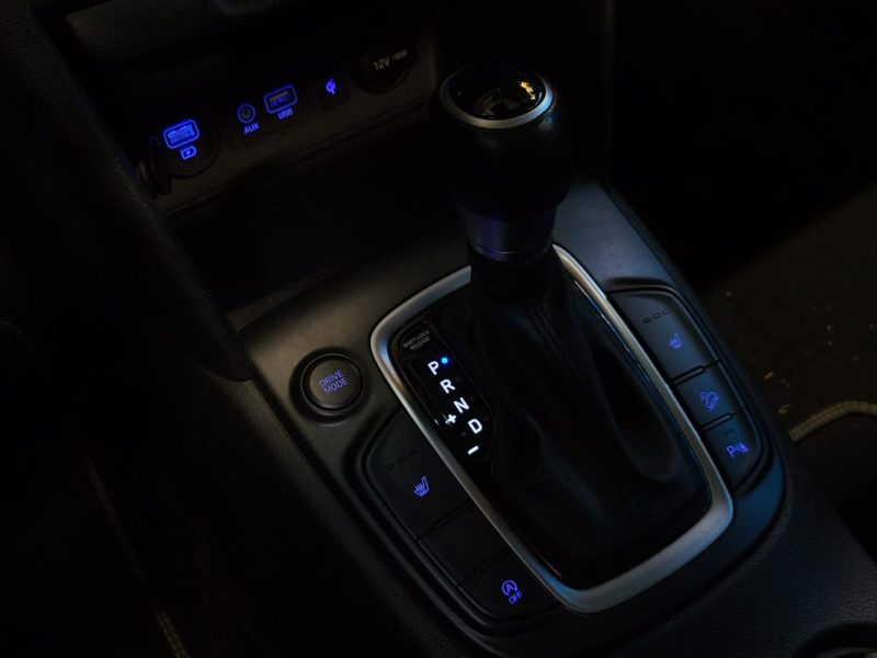 HYUNDAI KONA 1.6 CRDi 136ch EXECUTIVE TOIT OUVRANT / APPLE CARPLAY / SIEGES CHAUFFANTS