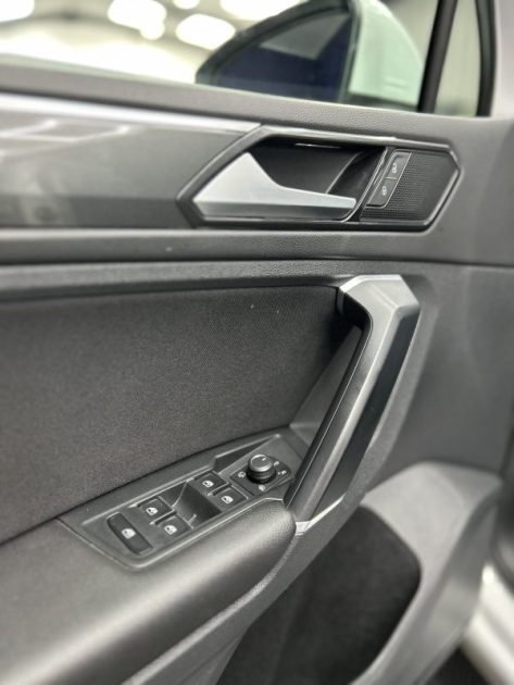 VOLKSWAGEN TIGUAN 2.0 TDI 150CH BLUEMOTION TECHNOLOGY R LINE 2017