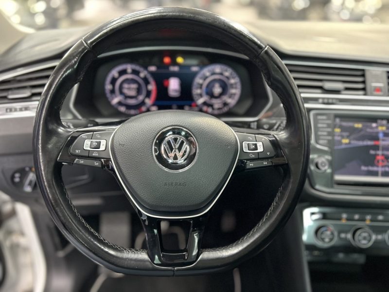 VOLKSWAGEN TIGUAN 2.0 TDI 150CH BLUEMOTION TECHNOLOGY R LINE 2017