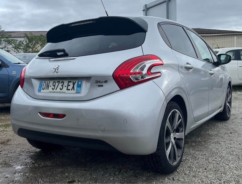 Renault Scenic 2.0 i 136 ch Garantie 