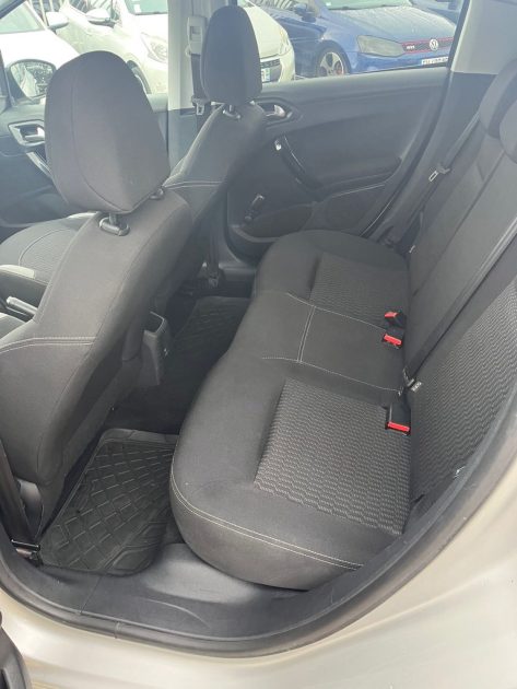 Renault Scenic 2.0 i 136 ch Garantie 